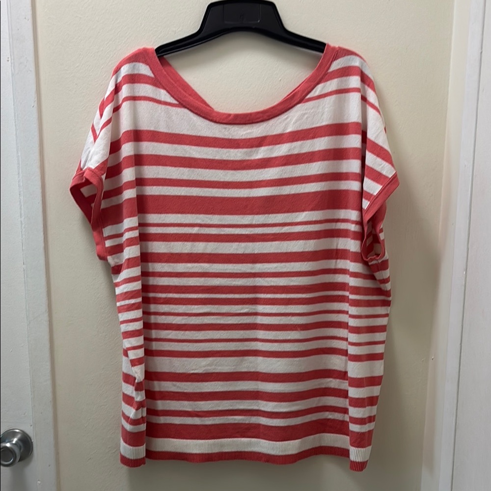 LOFT Coral and White knit top